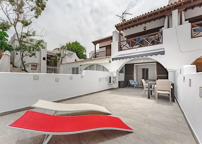 Beautiful Apartments With Large Terrace Close To The Beach