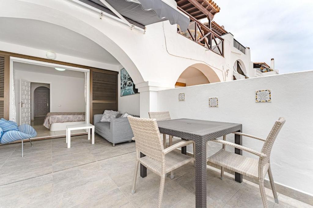 Apartment Beautiful With Large Terrace Close To The *